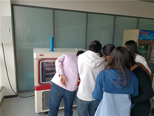 八步簡(jiǎn)單操作低溫冷凍干燥機