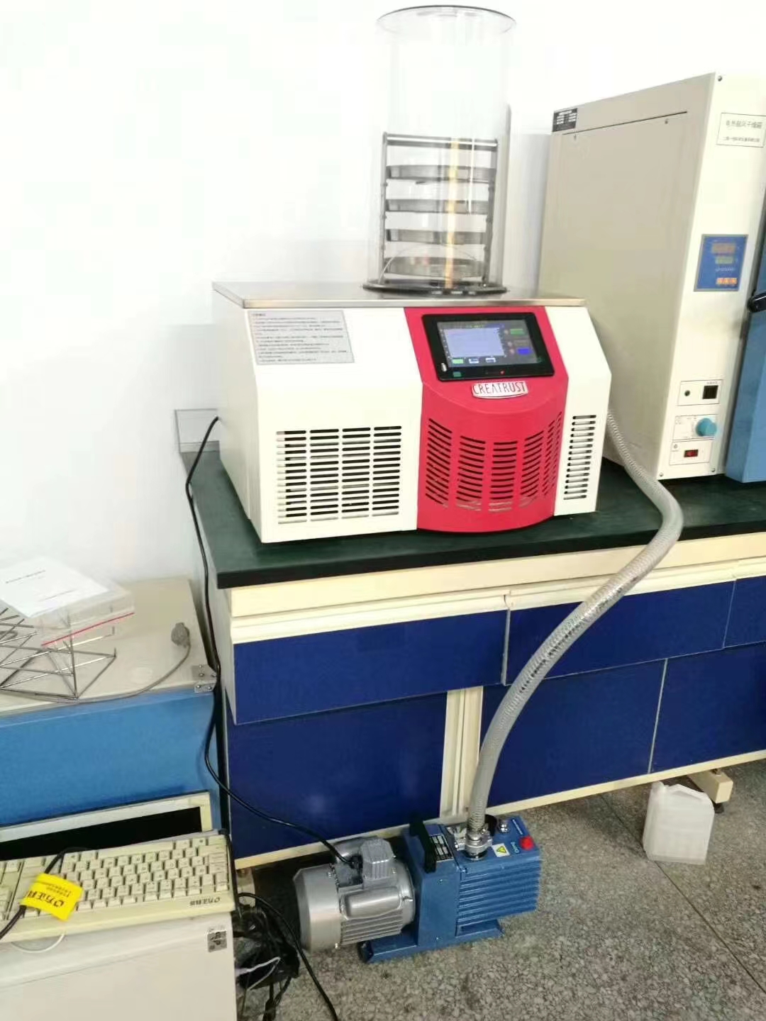 實(shí)驗室凍干機4.jpg